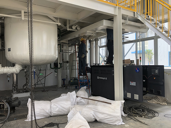 脂類材料反應(yīng)釜控溫雙機一體高溫油溫機——應(yīng)用案例