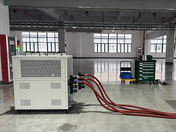 實驗室50L攪拌機控溫風冷冷熱一體機——應(yīng)用案例